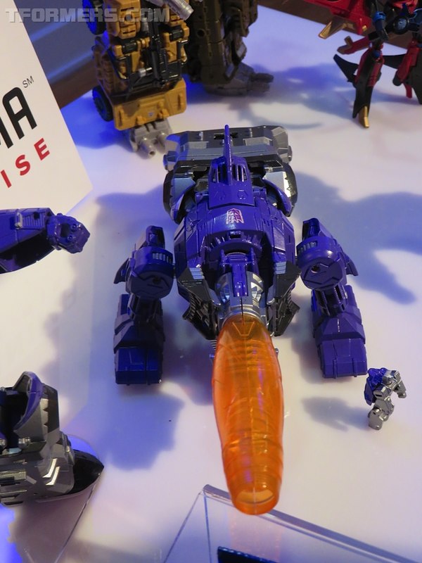 NYCC 2015   Transformers Combiner Wars Galvatron, Skullcruncher, Blaster, More  (44 of 80)